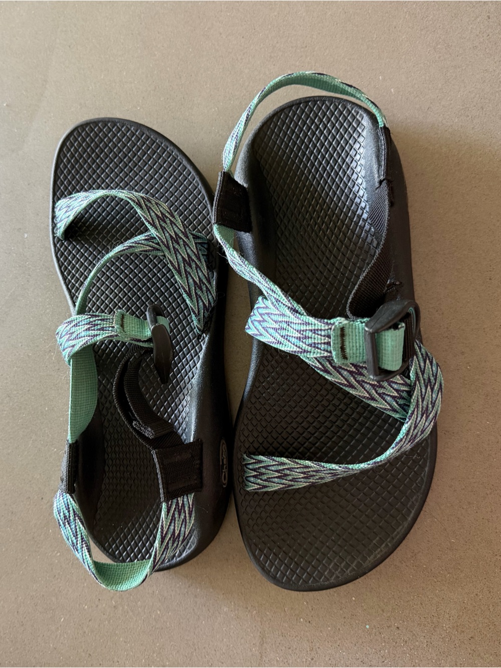 Chaco Women's Sandals with Mint and Black Woven Straps EUC - Picture 7 of 7